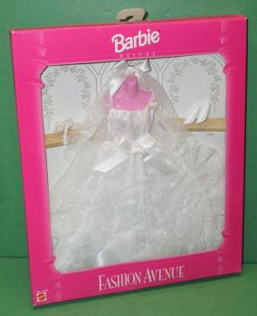  - Fashion Avenue - Deluxe - Sparkling Wedding Gown - Tenue